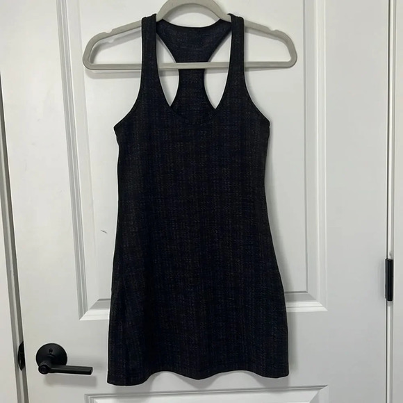 lululemon athletica Tops - Lululemon Athletics Women’s Dark Gray Racer Back Workout Athlete no tag Tank Top